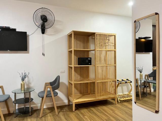Thai Life Guesthouse Khaolak Khao Lak Ngoại thất bức ảnh