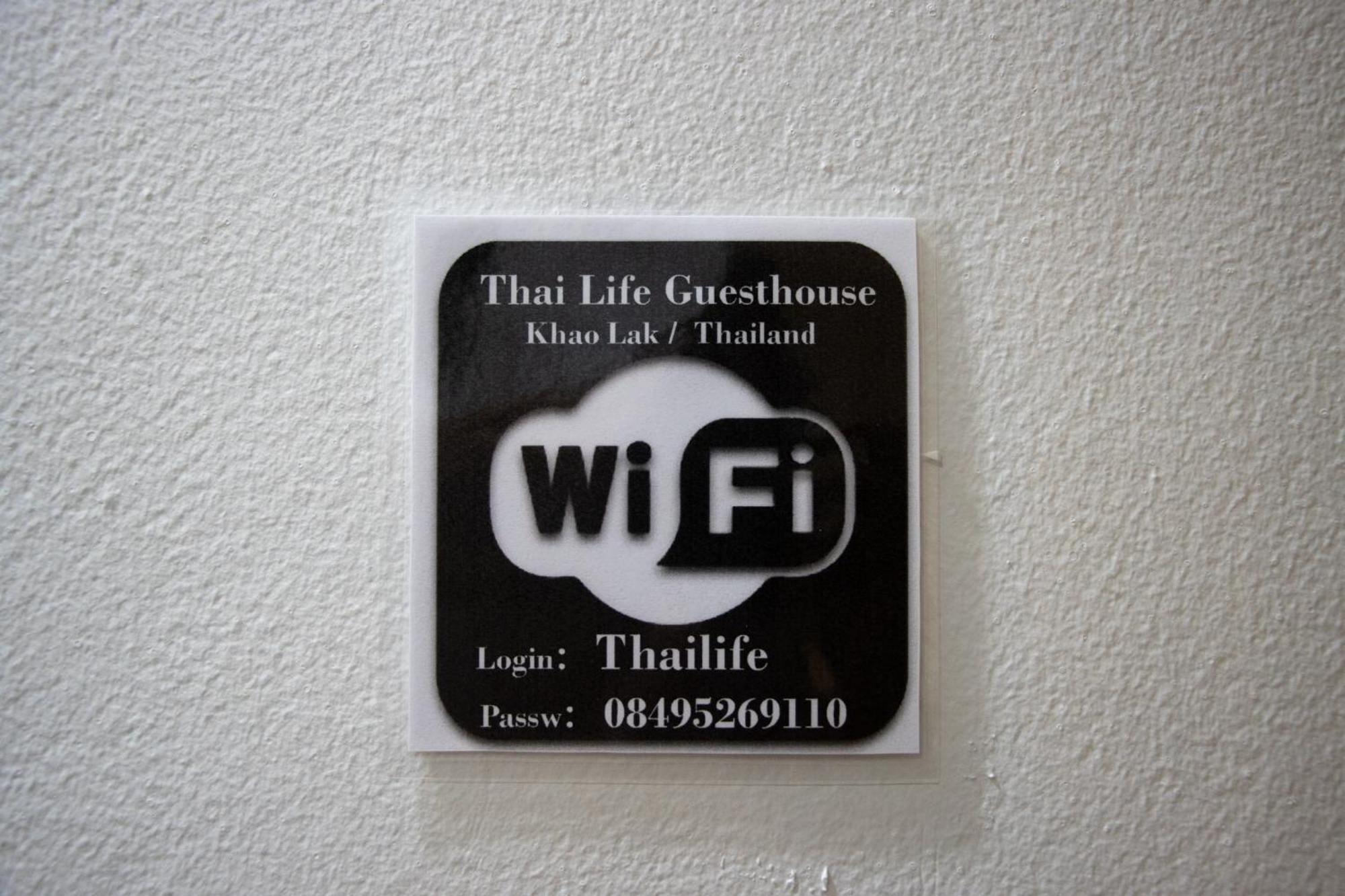 Thai Life Guesthouse Khaolak Khao Lak Ngoại thất bức ảnh